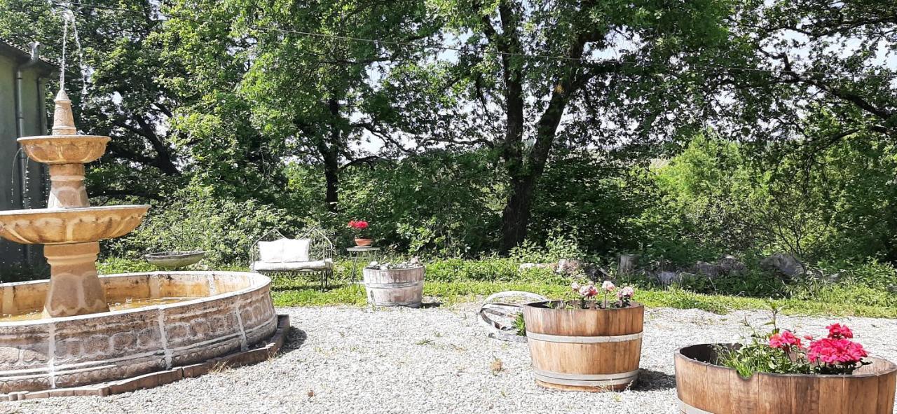 Aux Tuileries Nord B&B Creon Exterior photo