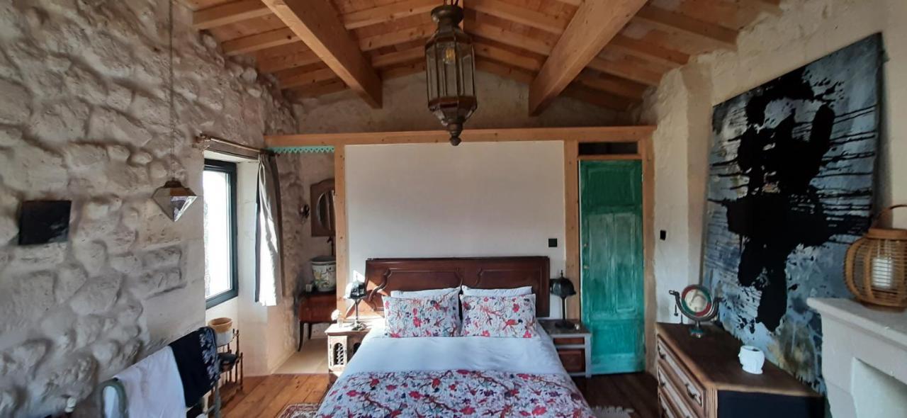 Aux Tuileries Nord B&B Creon Exterior photo